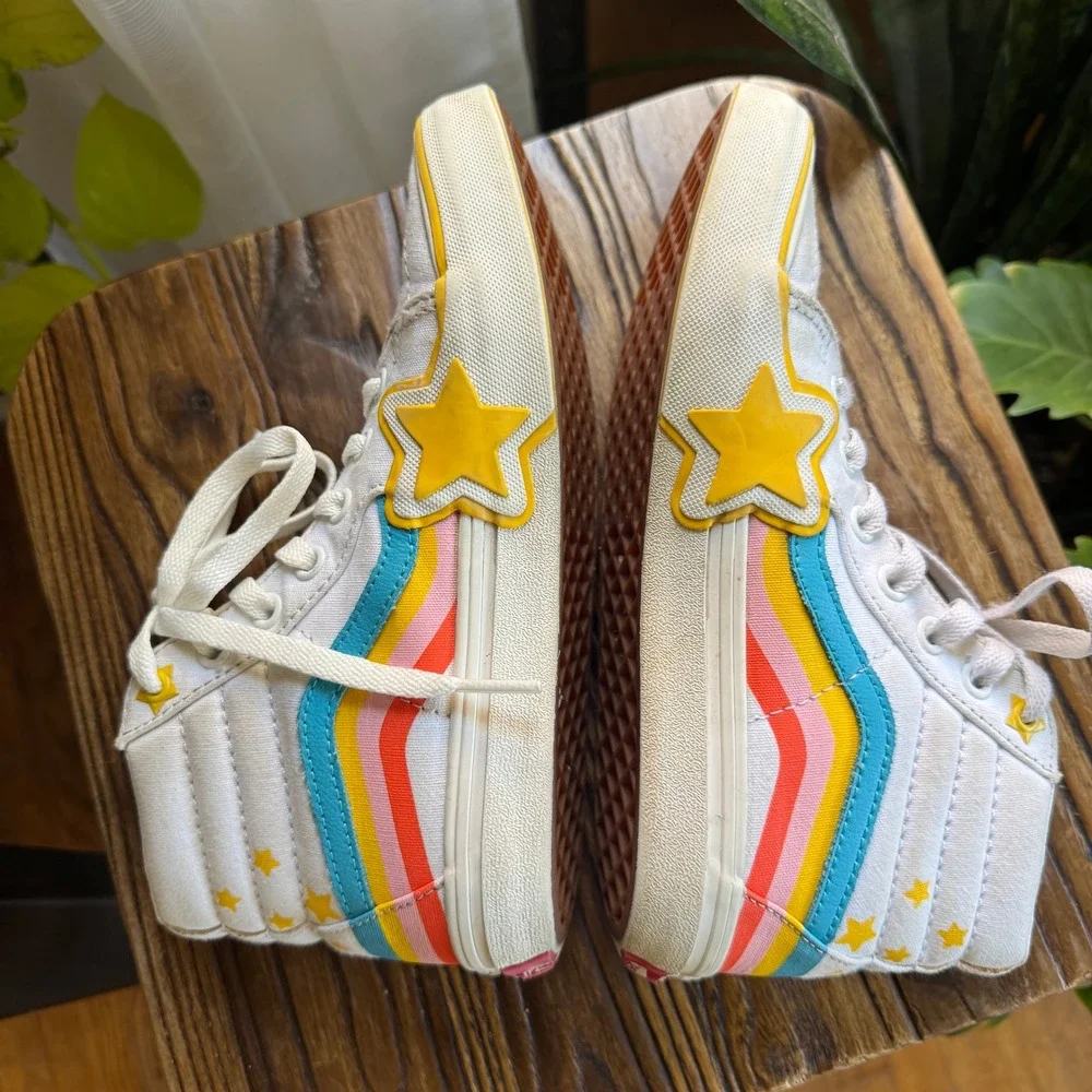 Vans‎ Sk8-Hi Kids 3.0 White Rainbow Star High Top Sneakers VN0A3276W9Y